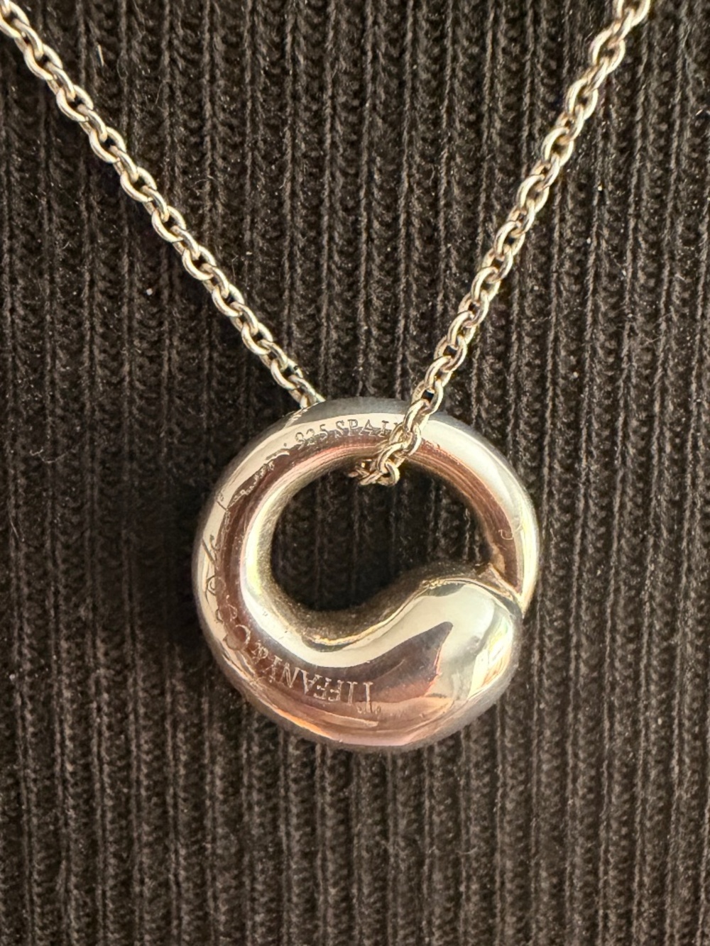 Tiffany & Co. Elsa Peretti 925 Sterling Silver Eternal Circle,16” Chain